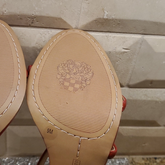 SOLD!! VINCE CAMUTO Red Patent Sandals Heels - Picture 9 of 9